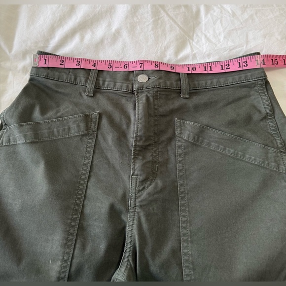 Veronica Beard | Women’s SZ 27 | Olive Charlie Barrel Leg High Rise Cargo Pants - Picture 4 of 8